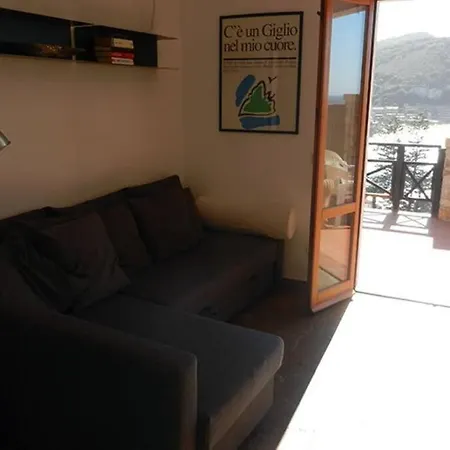 Apartment Romantica Giglio Castello